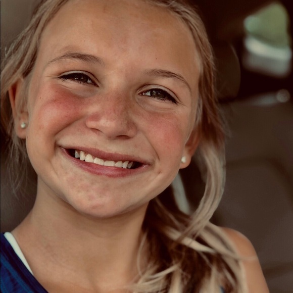 Meet your Posher, Emerson - Picture 1 of 1